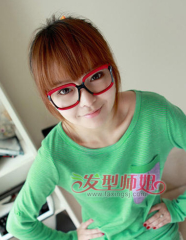 适合圆脸的可爱发型 圆脸刘海可爱发型扎法