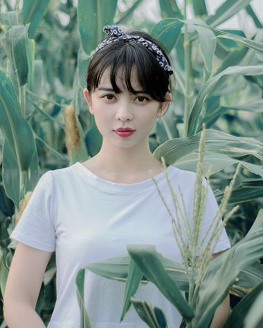 四方脸斜刘海扎马尾辫可以不 斜刘海怎么扎马尾