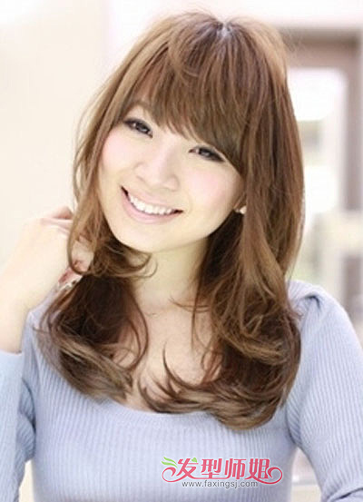 方形脸适合什么发型 大方脸蒜头鼻的女生发型