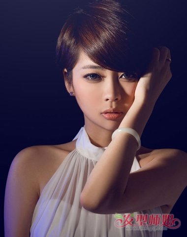 女人小脸理什么样的短发 小脸黑皮肤适合的短发发型