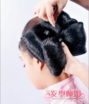 �Ŵ�Ů�ӷ�����ô�� �Ŵ���͢�󸾷����ᷨͼ��