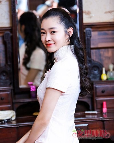 󳤾ڹ 뷢ʹ似