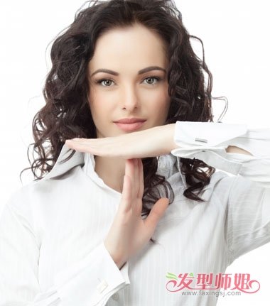 适合欧美女的长脸发型设计 2018年适合长脸的女生发型