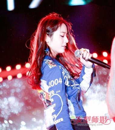 哪种红色系头发时尚好看 时尚个性的红色头发图片