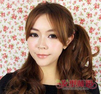 自己打造潮流达人蝴蝶结发型教程 长发女生蝴蝶结是怎么梳的