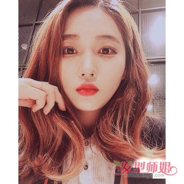 2018韩国美女发型颜色 韩国很流行的发型和颜色