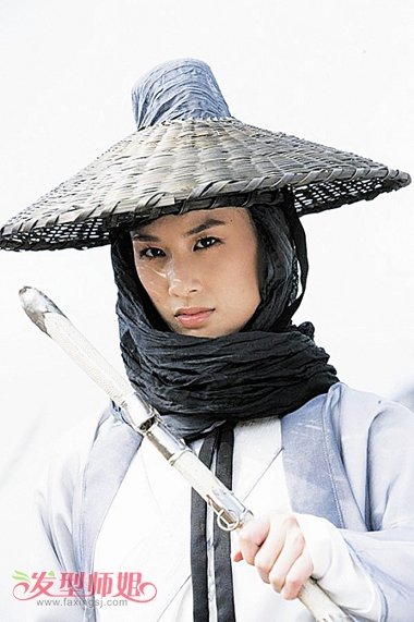 ����������Ĺŵ�������չ�� �ڶ�Ů�ǽ���Ӣ���ᷢ�̵�