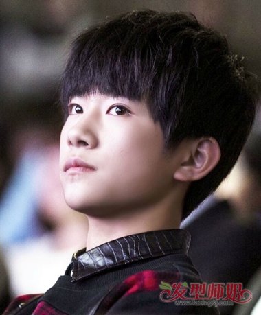 男中学生潮流发型头像 2018男学生发型名称