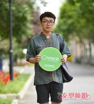 ����ѧ���ÿ���ͷ�� ʱ������ѧ��ͷ