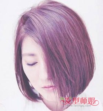 短发搭配什么颜色好看 女生暗紫红色短发发型图片