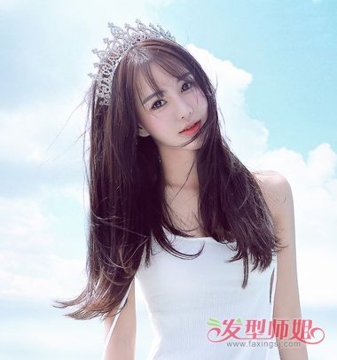 韩式三七分斜刘海 今年女生最流行的刘海