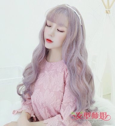 美女嫣红色假发 时尚美女假发大全