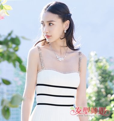 杨颖半扎公主头+裙装似少女 Angelababy扮嫩扎发发型盘点
