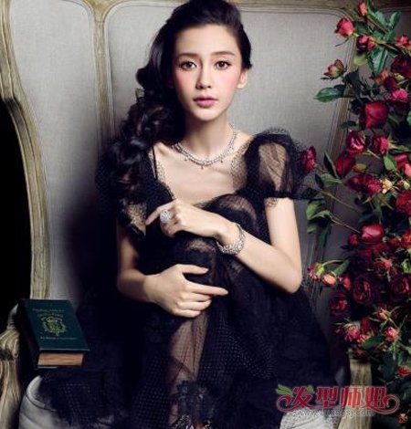 练练复古写真美成画中人 明星示范绝美复古发型
