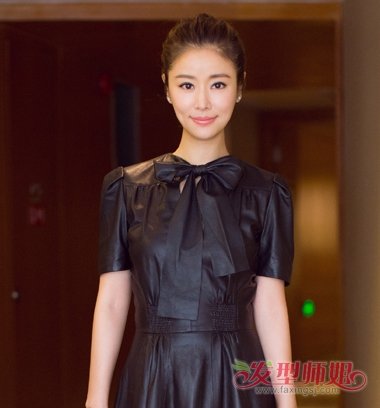 林心如变身吃货不惧“幸福肥” 林心如显瘦减龄发型变胖也很美