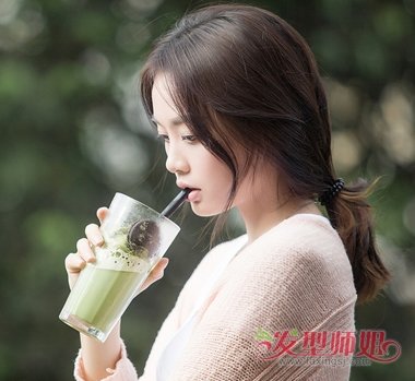 颧骨高的女生怎么扎马尾 颧骨高适合的扎发发型