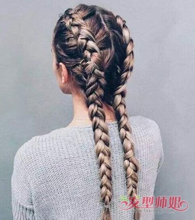 Ыӱı෨ Ыӱ෢÷