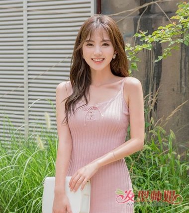 头显得比较大应该选择什么发型 头比较大的女生发型