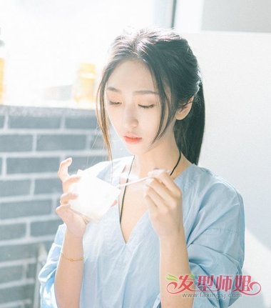 头发全扎起来的美女什么样 2018韩国美女头发扎法