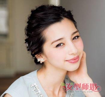 韩国50岁女士发型 2018年韩国最流行的中老年盘发发型