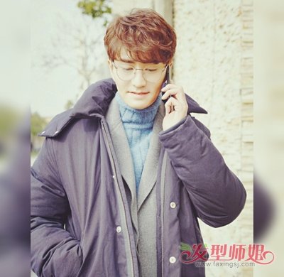“明星主编”杨玏带你get维密和秋裤的秘密 杨玏短发+毛衣温暖与时髦兼顾