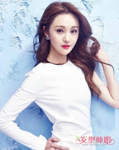 放飞自我的爽妹子红唇妆美翻了 get郑爽最美清纯红唇妆与发型搭配