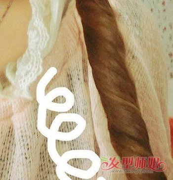 水母头扎起来的发型图解 水母头发型怎么扎