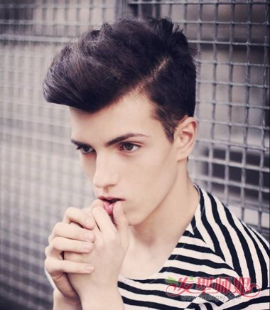 ŷ����ƫ�̷ֶ����� ƫ��ͷ��ʿ����