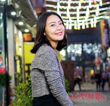 头发厚怎么剪锁骨发一定要将头发进行剪碎打薄 头发太厚女生锁骨发发型挑一款梳理吧