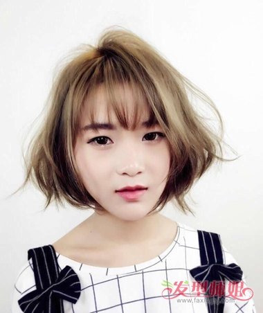 梨花头内扣式短发图片 卷头发怎么打理