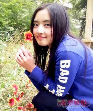 ֱУ԰緢ͼƬ Ůǰ
