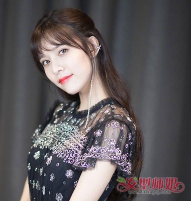 夏季女生后面扎一撮头发优雅又消暑 2018最新款女生公主头发型来袭