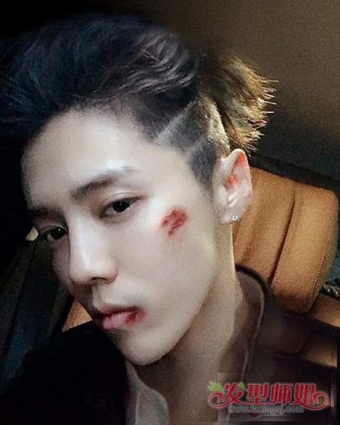 男生侧面刻痕两杠短发帅气冲天 硬汉男生后面刮痕发型图片大全