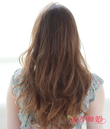 强推染发中有哪些棕色是暖色的 女生染暖棕色发型图片鉴赏
