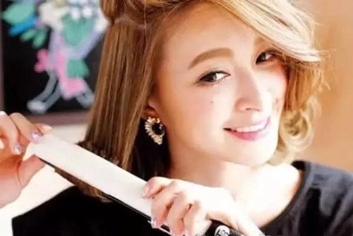 梦幻小仙女蛋卷头发值得你拥有 保持年轻模样更吸眼女生卷发