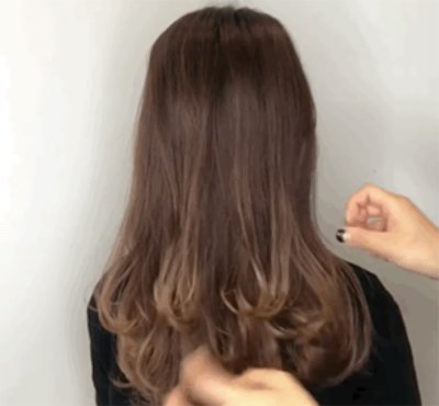 Ů���Լ��ڼ����г����������Ӿ���ɣ� ���Ů���̷��̳�������޵���