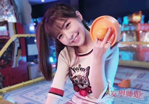 小个子女生冬天扎头发别太低 矮个子女生这样扎头发时尚显高不踩雷