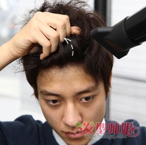 �����ɻ�ͷÿ����������� �����ڼҴ���ɻ�ͷ������ٲ���