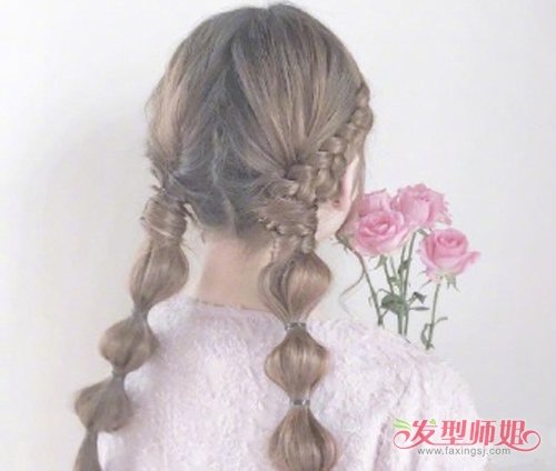19궫˫ȿɰ ֲϵ͵У԰Ů