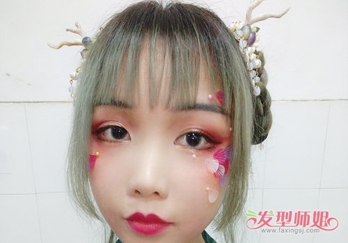 能超越杨超越林允儿的锦鲤妆发型 8012她们都在直播锦鲤妆发型教程
