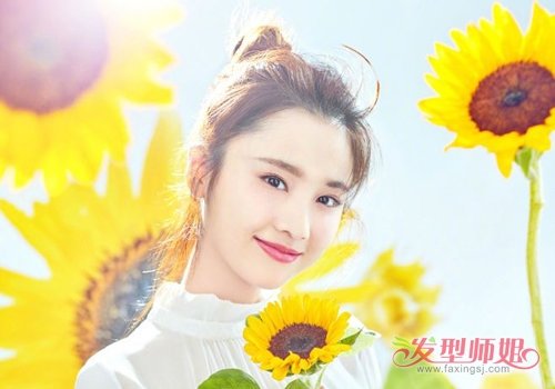 森系女生春天这样盘头发 淡雅脱俗富有意境美 关键还非常简单