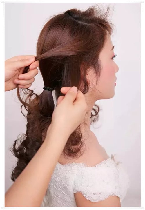 三股加编+抽丝+拧绳打造参加婚礼最合适马尾 分步扎马尾教程打消复杂扎发恐惧感