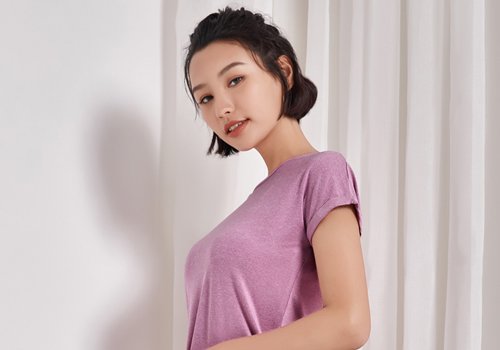 时尚运动女生的一周扎发 流汗减肥照样美美哒 几分钟就能搞定