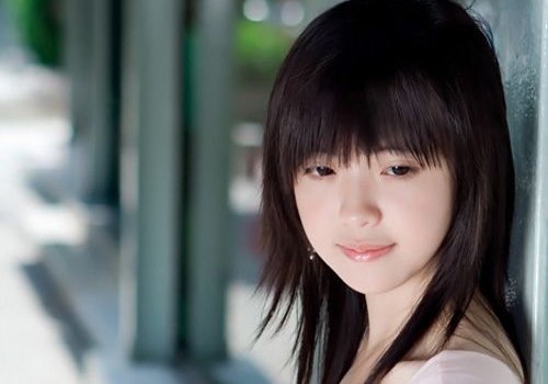 脸宽的女生适合什么发型 找对宽脸特征从此修颜像反手一般容易