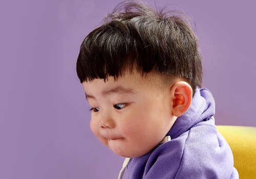 小男孩梳蘑菇头真可爱 2019男童新款蘑菇头短发设计推荐