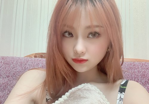 胖脸女孩适合什么长发发型 长头发这么修颜平生第一次所见
