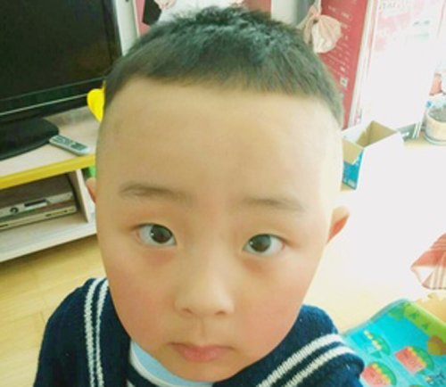 男婴儿做什么发型显时尚 不到一岁小男孩发型做满帅气值