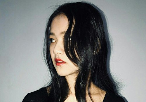 大脸女生适合什么发型选个好方向 大学生做的发型就能衬托大脸