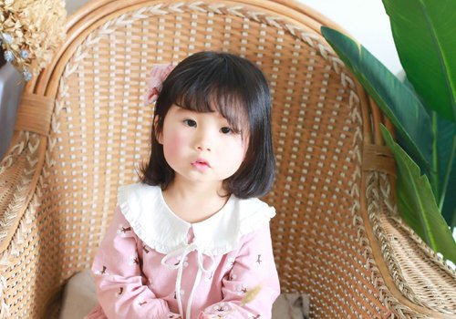 小女孩梳学生头可爱阳光 2020女童学生头短发这样梳最可爱时尚