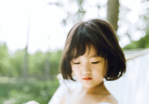小女孩梳学生头可爱阳光 2020女童学生头短发这样梳最可爱时尚